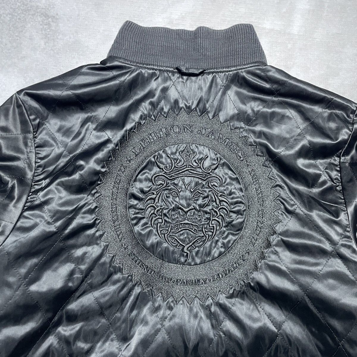Nike 2000’s Nike X Lebron James Satin Reversible Varsity Jacket Size US L / EU 52-54 / 3 - 9 Thumbnail