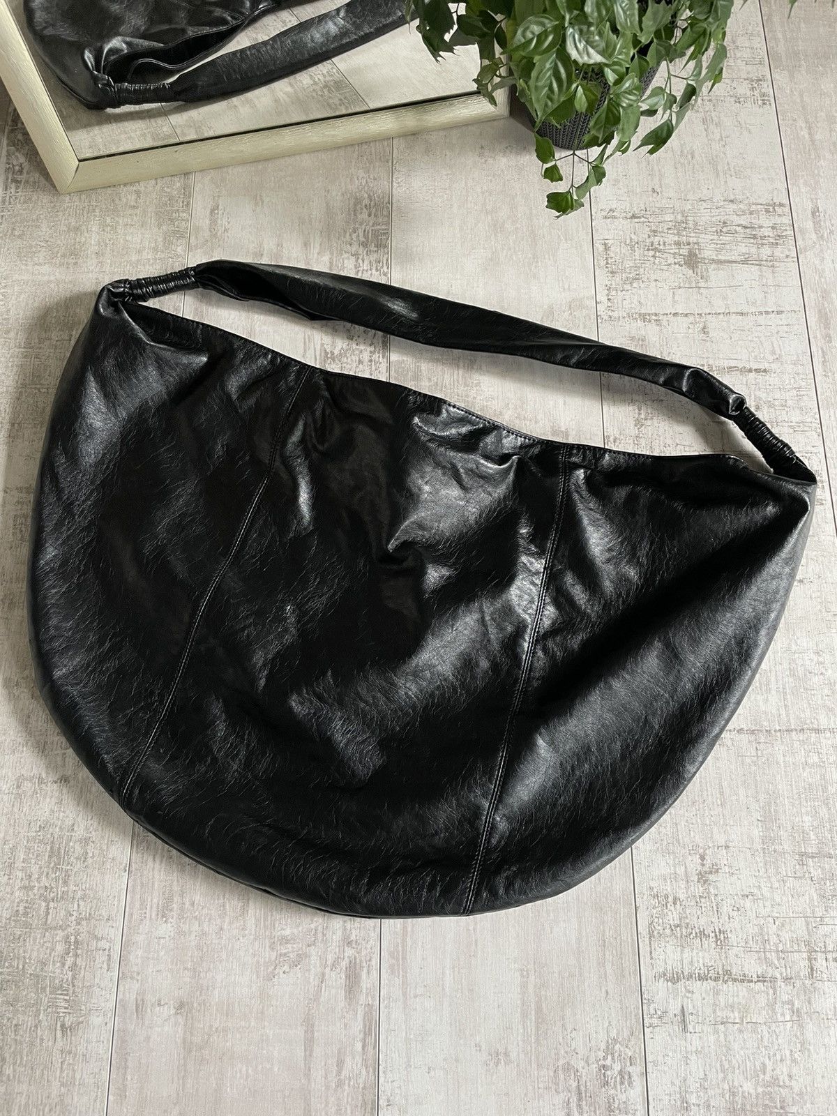 If Six Was Nine × Japanese Brand Parachute Vintage Y2K Black Oversized Bag Balenciaga Style Size ONE SIZE - 2 Thumbnail