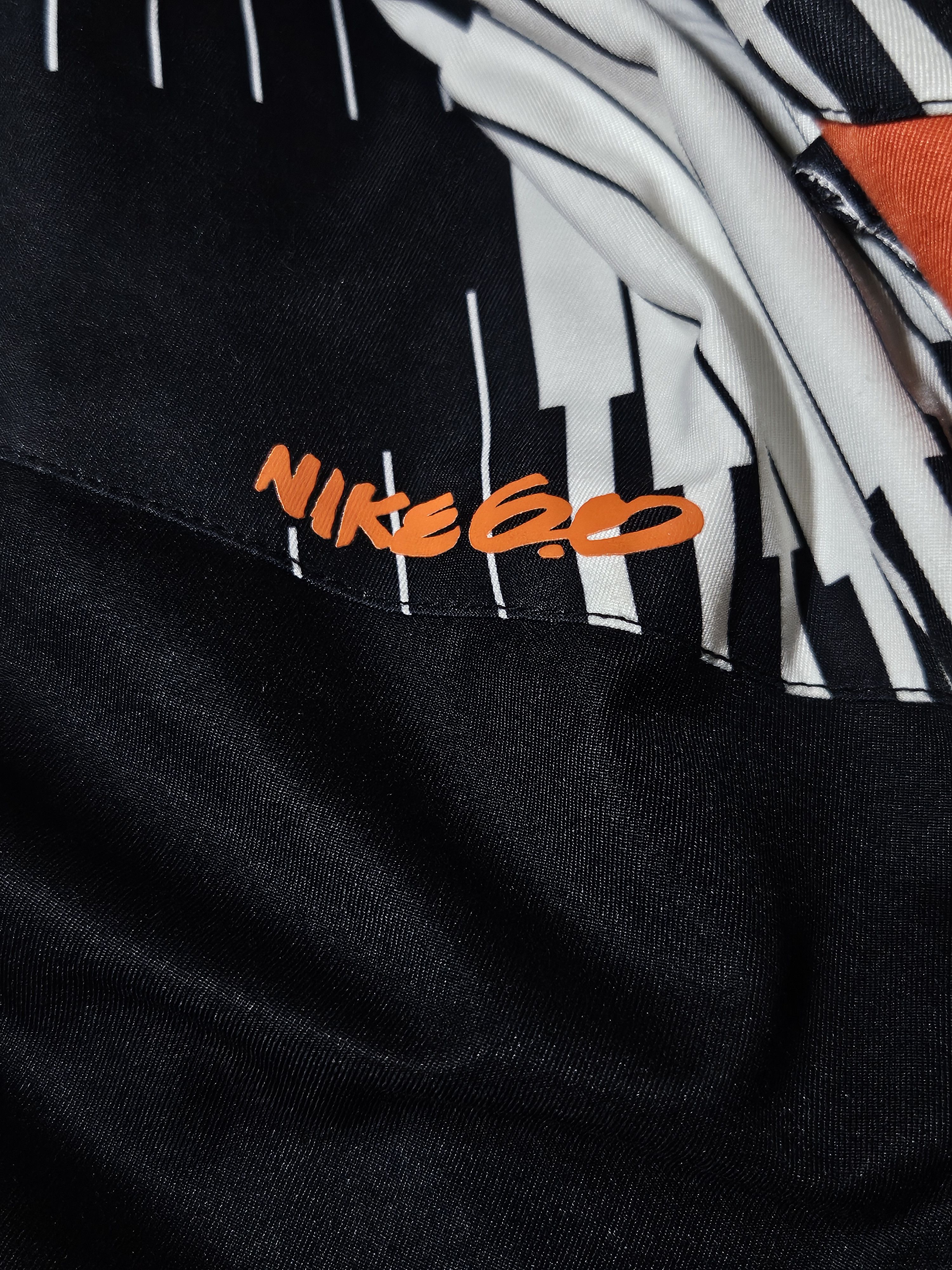 Nike Nike SB 6.0 Kampai Snowboard Jacket Mens M Ski Orange Black Size US M / EU 48-50 / 2 - 13 Thumbnail