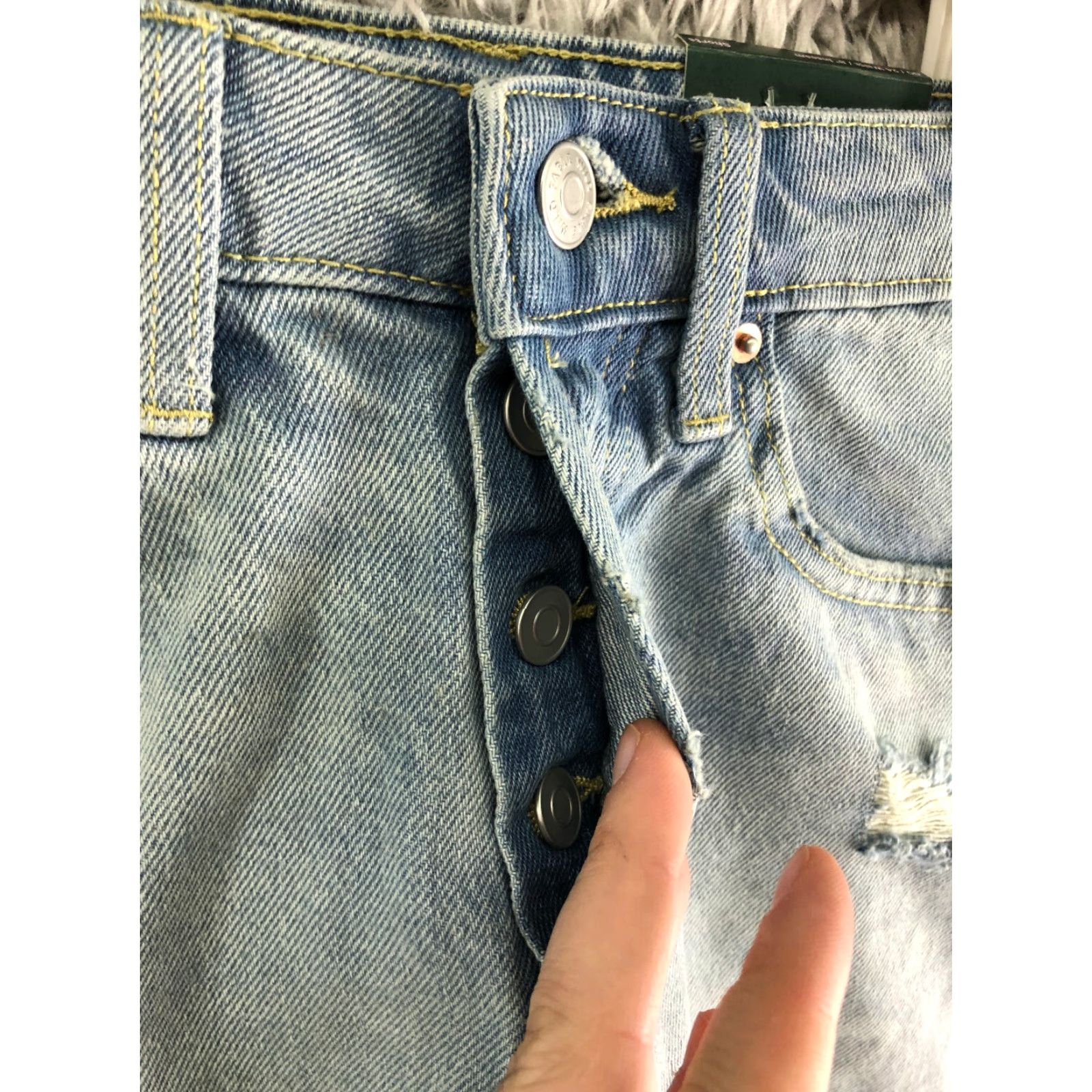 Vintage Wild Fable High Rise Bermuda Shorts Womens Size 00 Blue Denim Jean Shorts Size 26" / US 2 / IT 38 - 4 Thumbnail