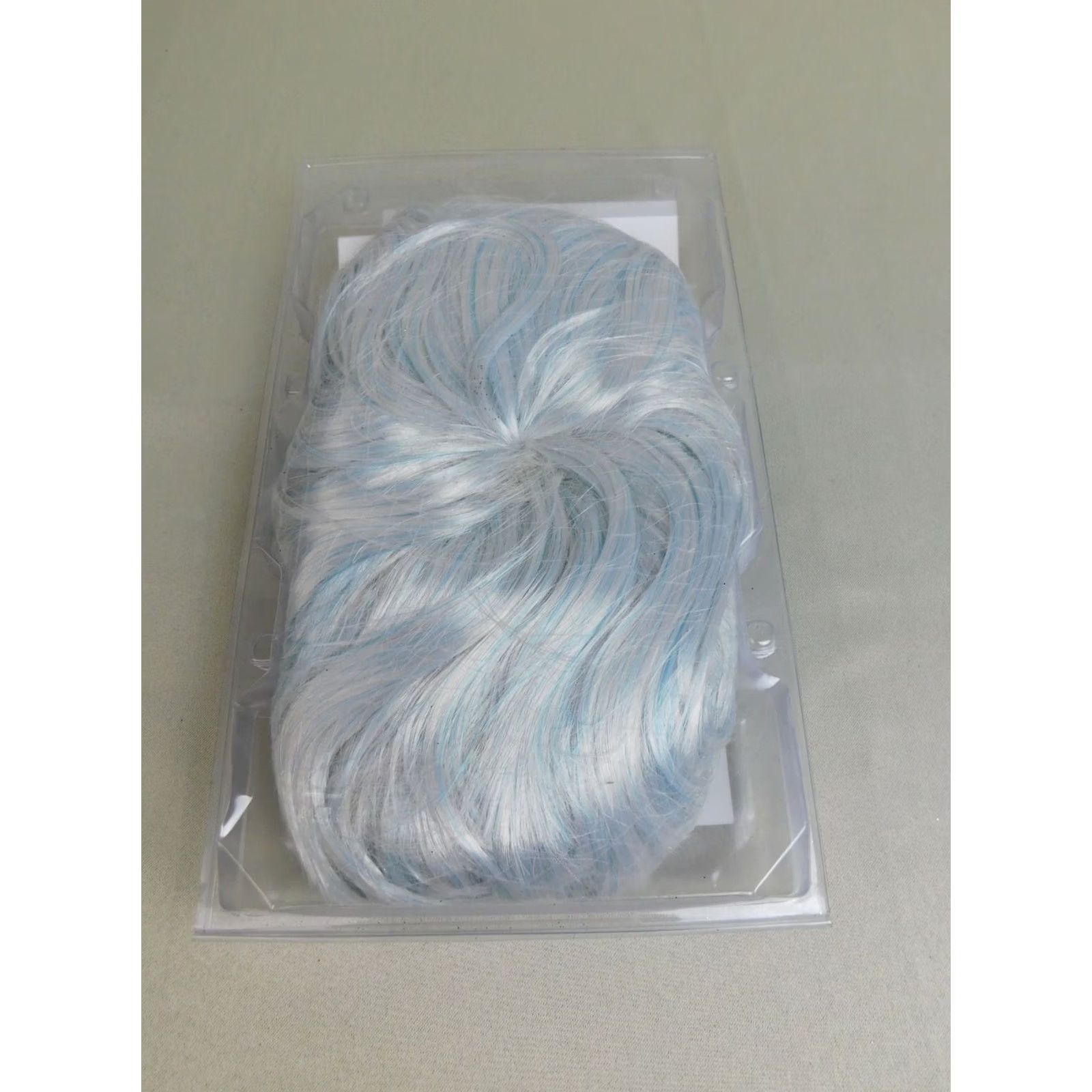 Vintage Totally Ghoul Daenerys Targaryen Wig Long Braided White Halloween Women One Size Wig Accessories Daenerys Targaryen Costume Accessory Women's Wig Size ONE SIZE - 3 Thumbnail