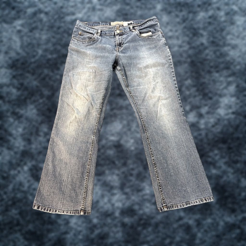 Old Navy VINTAGE Old Navy Jeans Womens Bootcut Distressed Low Rise Blue 36x29 Med Wash 28in Inseam Mens? No Size 25" / US 0 / IT 36 - 1 Thumbnail