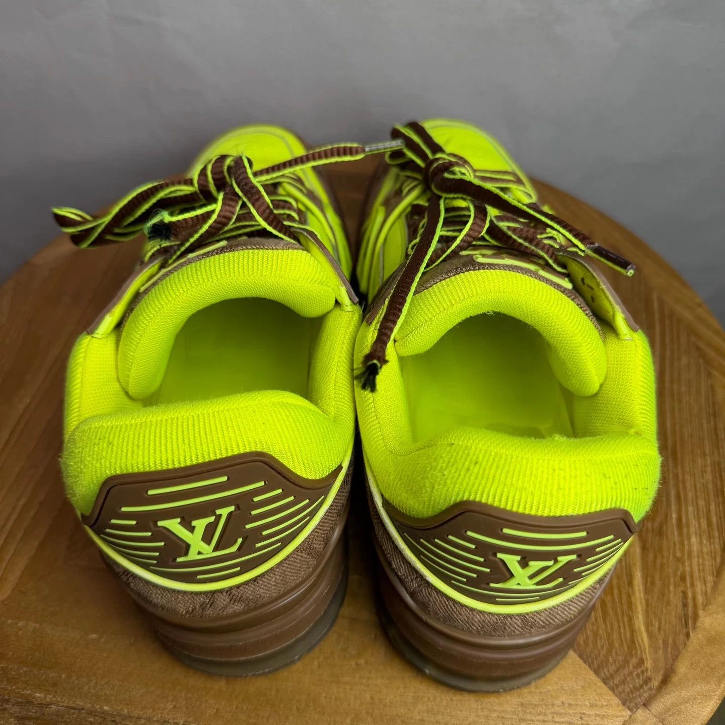 Louis Vuitton Louis Vuitton LV Trainer Fluorescent Green 40 95% New Size US 6.5 / EU 39-40 - 4 Thumbnail