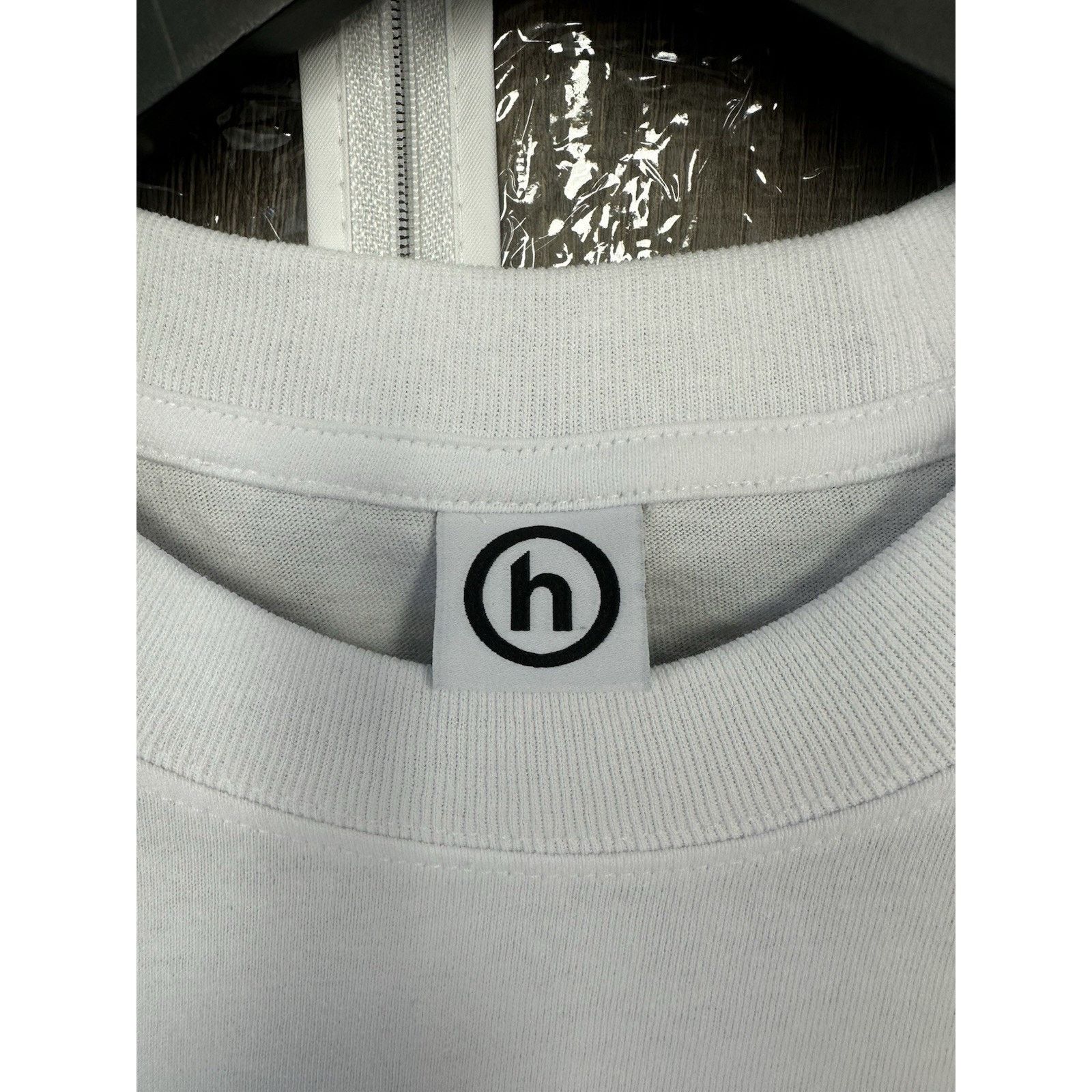 HIDDEN Size Large - Hidden NY Gameboy White T-Shirt Size US L / EU 52-54 / 3 - 5 Thumbnail
