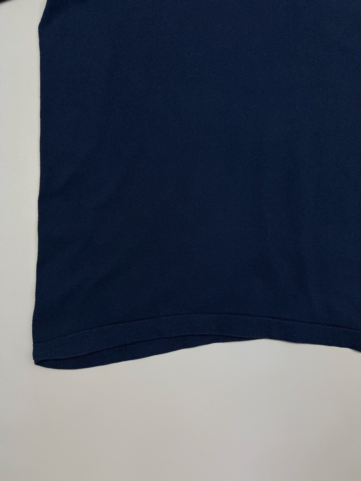 Vintage 1990’s Vintage Fruit Of The Loom Blank Chest Pockets T-Shirt Size US M / EU 48-50 / 2 - 4 Thumbnail