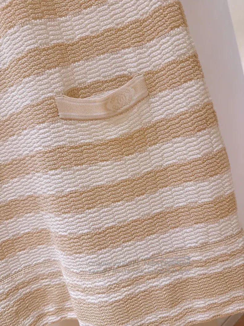 Chanel Chanel 19P Spring and Summer Preview Beige Striped Vest Dr Size XS / US 0-2 / IT 36-38 - 4 Thumbnail