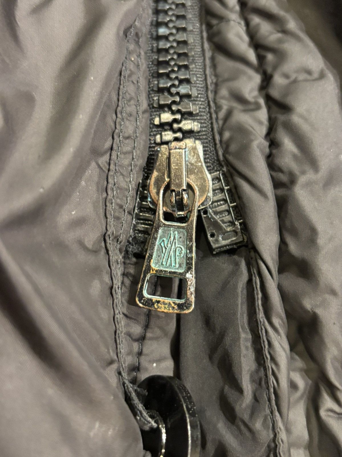 Moncler Moncler Affton Giubbotto Size L / US 10 / IT 46 - 3 Thumbnail