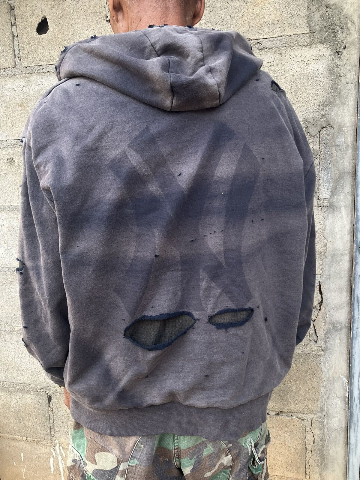 Dickies × StraightFaded Hoodie zip & faded destroyed. Size US XL / EU 56 / 4 - 11 Thumbnail