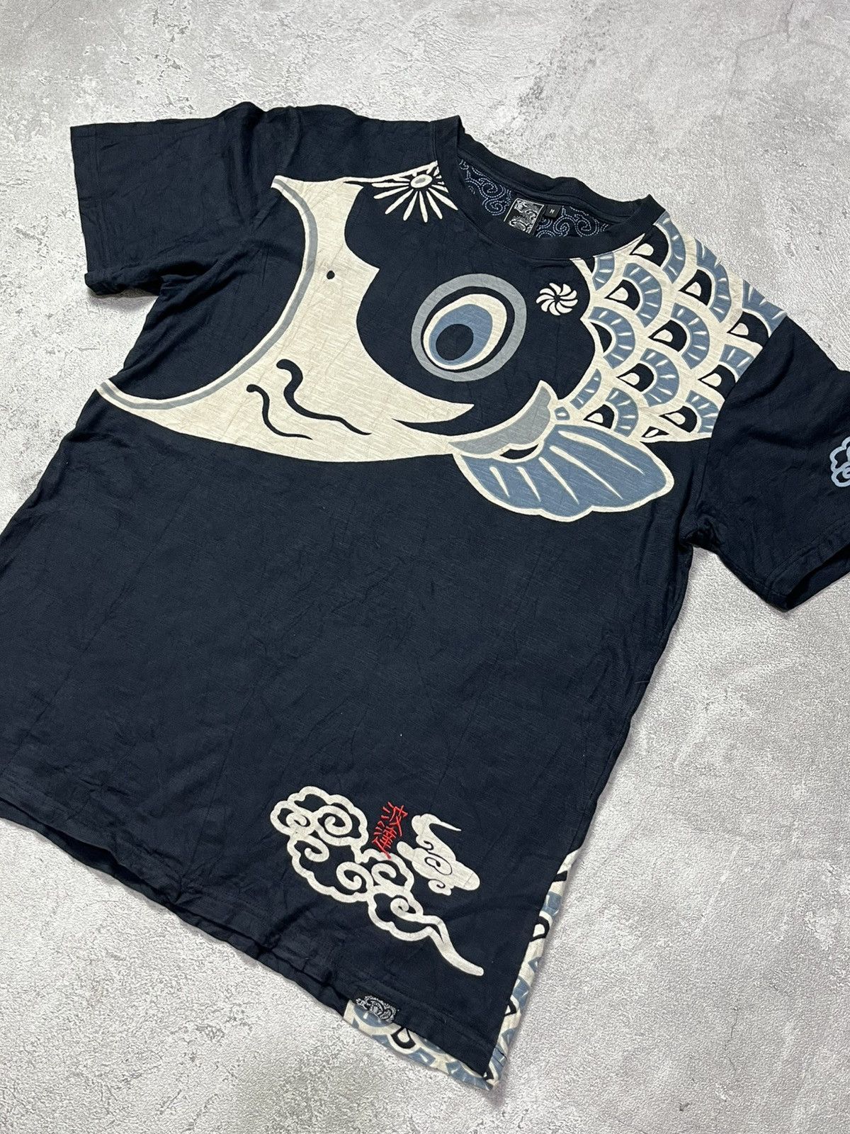 Japanese Brand Sukajan Tshirt karakuri Size US M / EU 48-50 / 2 - 2 Thumbnail
