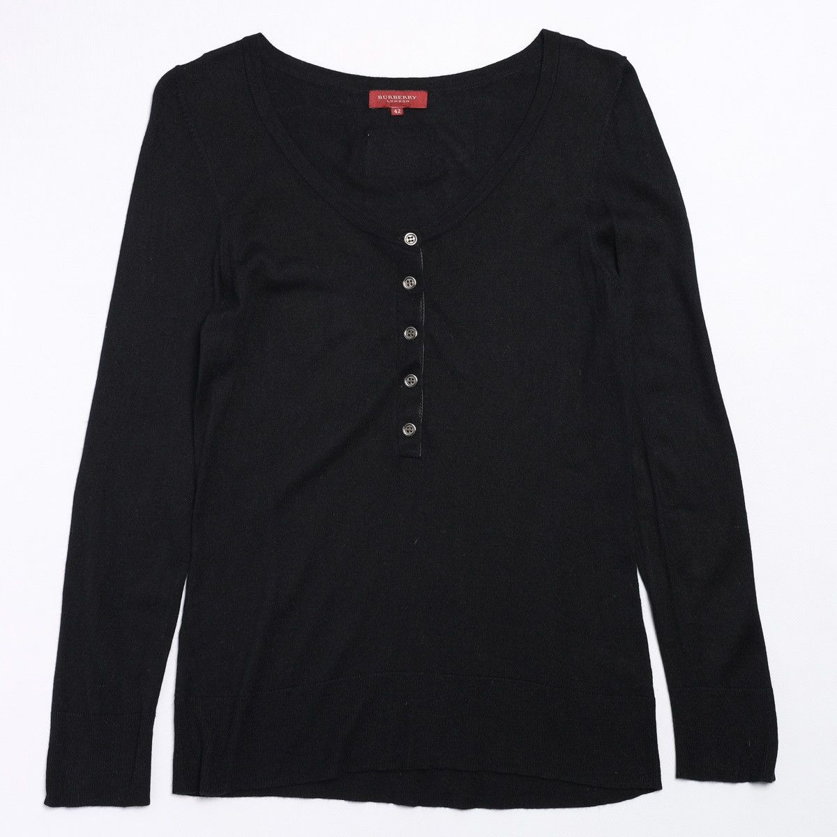 Burberry Burberry London Red Label Long Sleeve top Blouse Light Wool Size M / US 6-8 / IT 42-44 - 1 Thumbnail