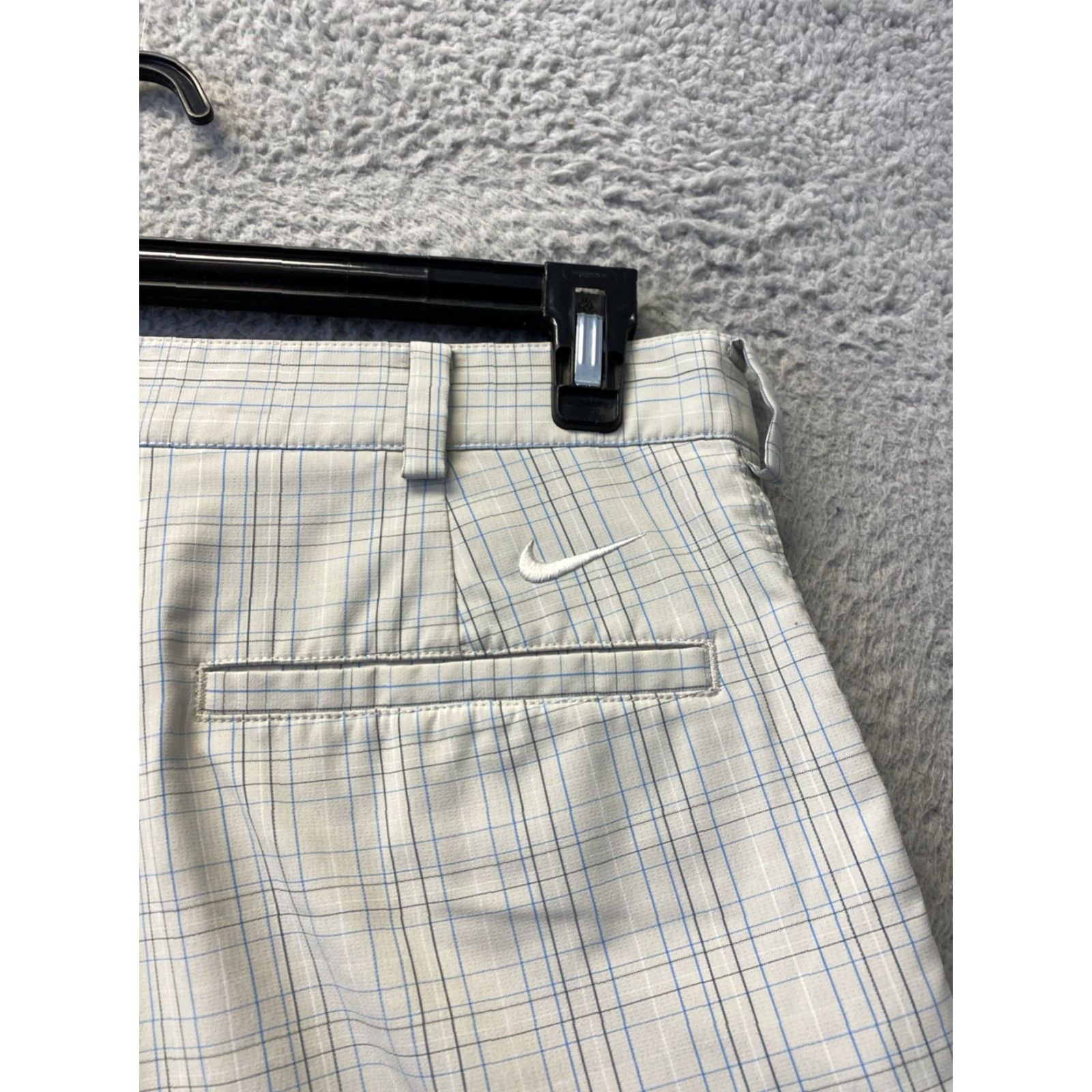 Nike Nike Flex Golf Shorts Mens 32 Beige Plaid Slim Waist 10in Inseam Breathable Lightweight Logo Zip Pocket Golf Casual Spring Summer Size US 32 / EU 48 - 7 Thumbnail