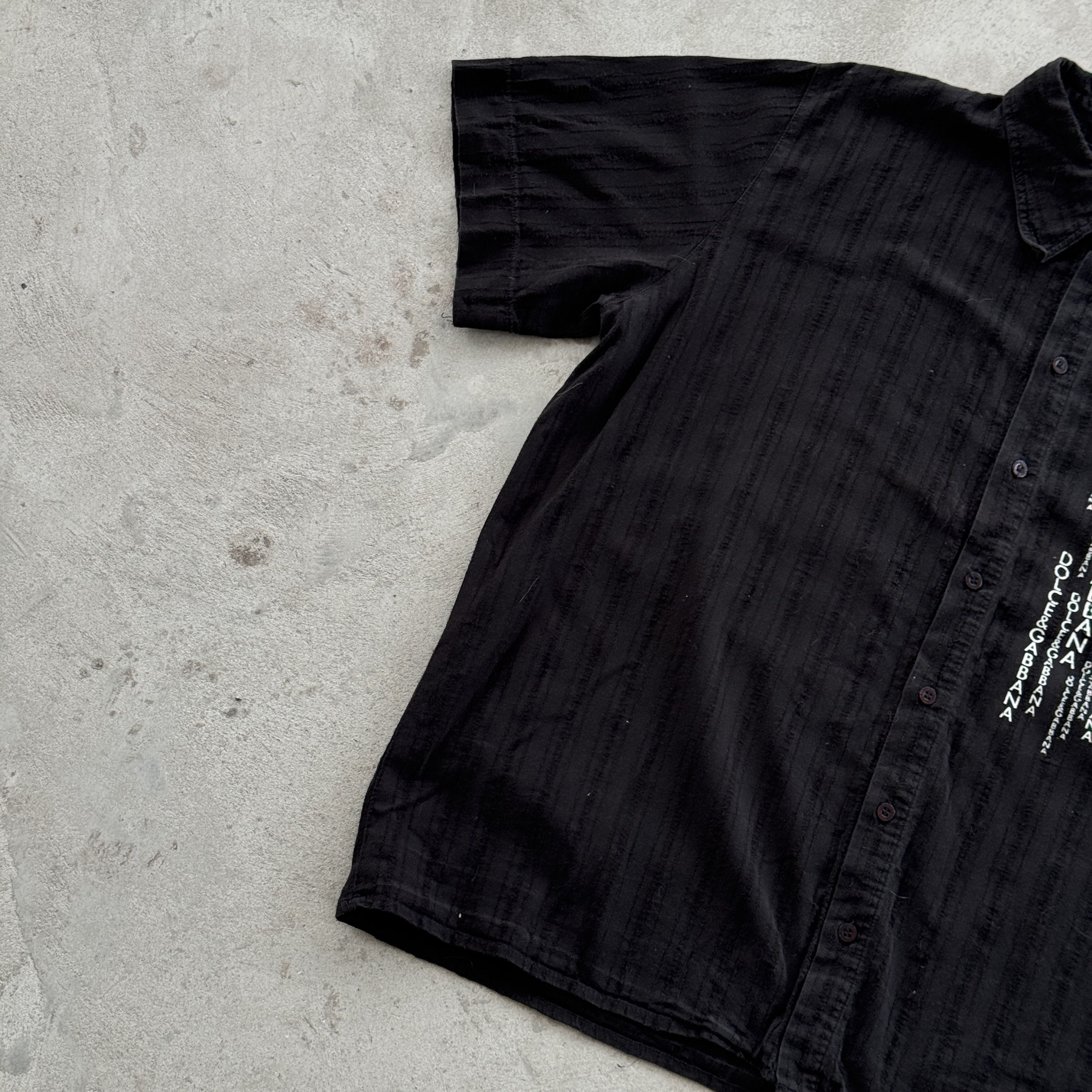 Dolce & Gabbana Dolce Gabbana Black Short Sleeve Shirt Logo Graphic Print Size US L / EU 52-54 / 3 - 3 Thumbnail