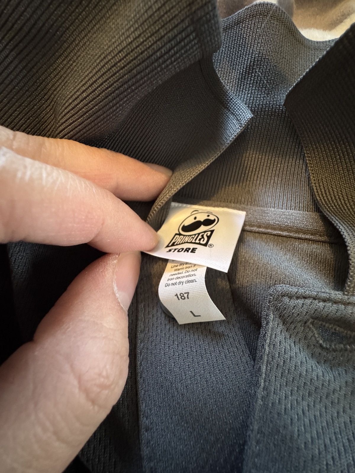 Other Pringles grey logo Polo Size US L / EU 52-54 / 3 - 3 Thumbnail