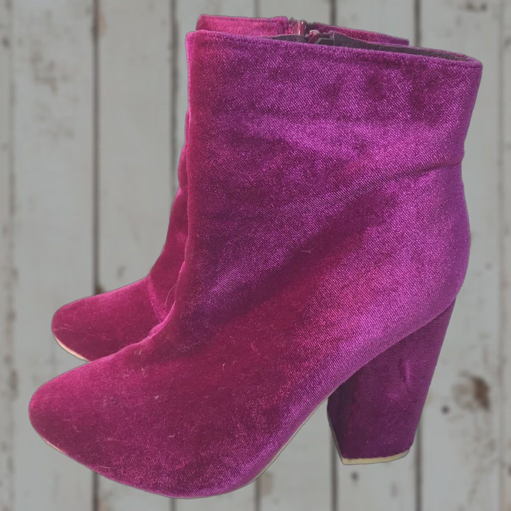 Vintage VINTAGE JustFab Women's Booties Chunky 4in Side Zip Ankle Boots Fall Winter Pink 90s Bohemian Zipper Heel Size US 7 / IT 37 - 1 Thumbnail
