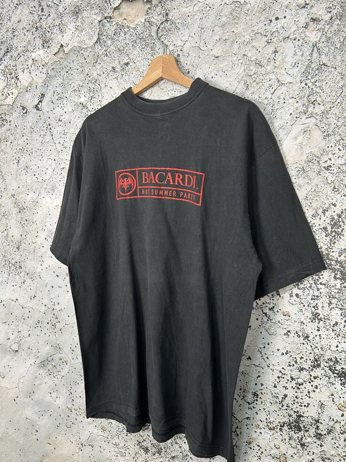 Vintage Vintage Bacardi Rum 90s Archive Promo Graphic Tee Baggy Size US XL / EU 56 / 4 - 2 Thumbnail