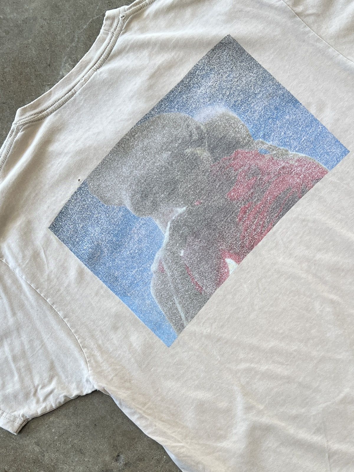 Supreme Supreme E.T. Movie FW15 Tan Fader Tee XL Size US XL / EU 56 / 4 - 1 Thumbnail