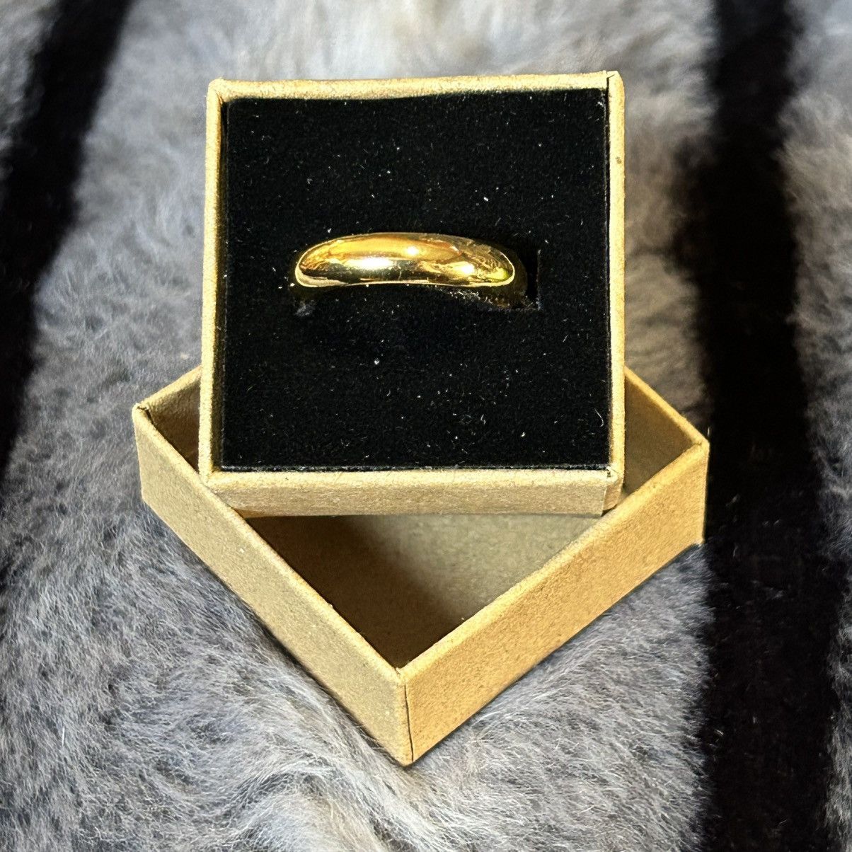 Jewelry Shiny 18kt gold plated 4mm stainless steel comfort ring 8 Size ONE SIZE - 1 Thumbnail