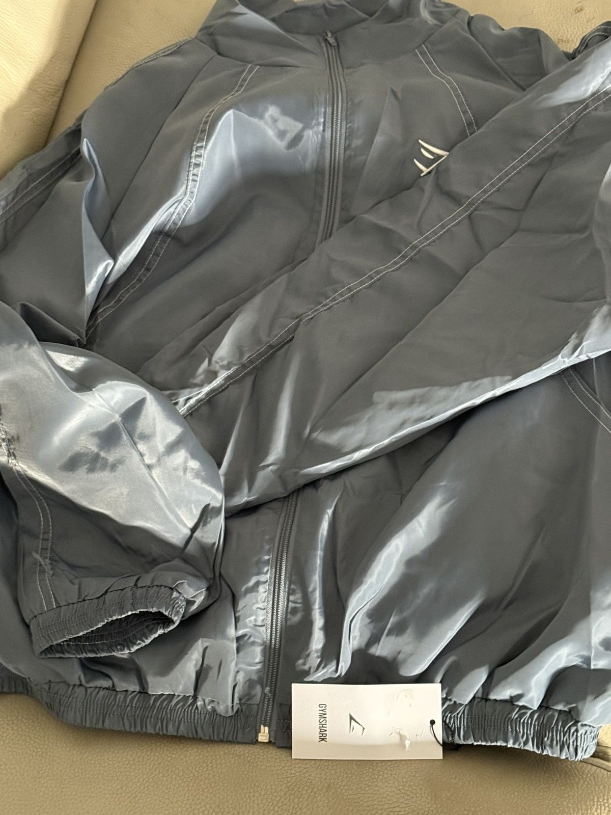 Gymshark Gym Shark windbreaker jacket Large Size US L / EU 52-54 / 3 - 2 Thumbnail