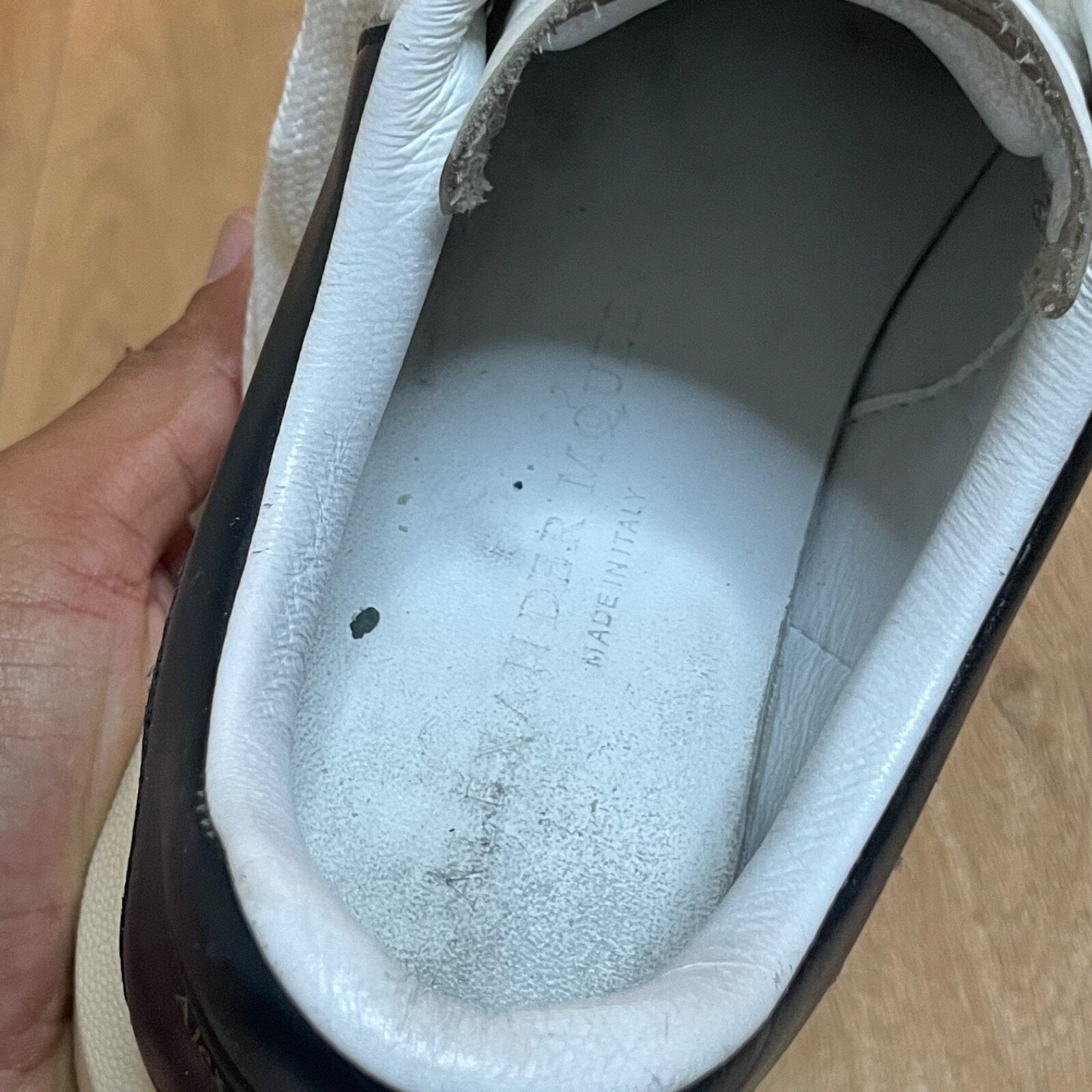Alexander McQueen Alexander Mcqueen Oversized sneakers Leather LOW top White Size US 8 / EU 41 - 14 Thumbnail