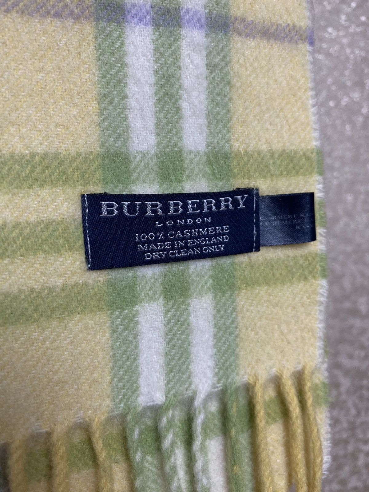 Burberry Burberry London Pure Cashmere Green/Yellow Check Scarf Size ONE SIZE - 5 Thumbnail