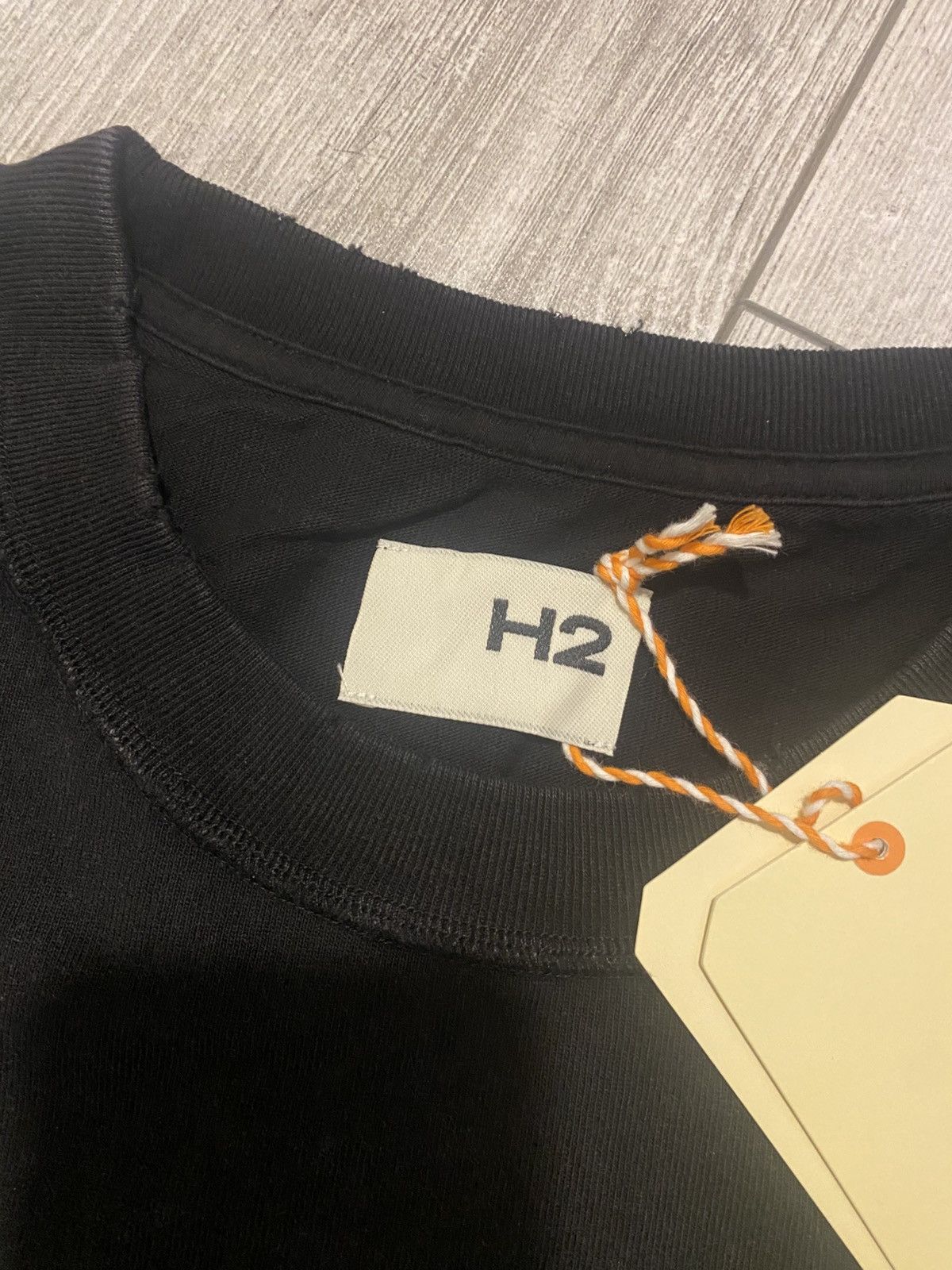 H&M × Heron Preston H&M Heron Preston H2 Unity Double-layered T-shirt Size US M / EU 48-50 / 2 - 6 Thumbnail
