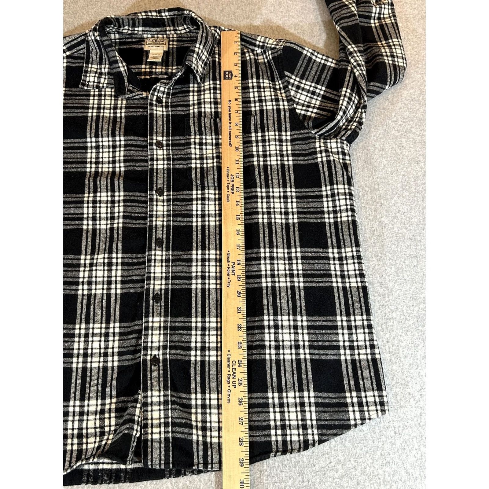 Vintage VINTAGE LL Bean Flannel Shirt Mens XL Black Plaid Button Long Sleeve Outdoor Workwear Size US XL / EU 56 / 4 - 5 Thumbnail