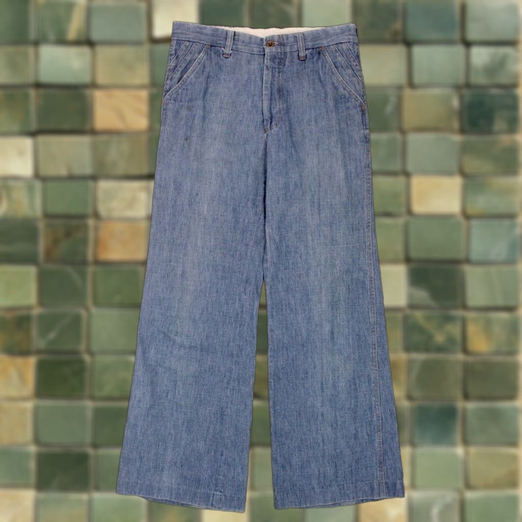 Levi's VINTAGE Levi's Jeans Pants 70s Disco BellBottoms Panatela Levi's 30x29 Mens Blue 1970s Pant Denim shirt? Size US 30 / EU 46 - 1 Thumbnail