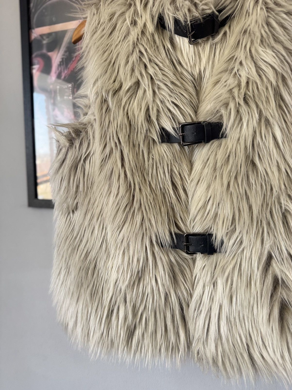 Japanese Brand Very crazy Vintage Japanese eco fur cropped vest Size L / US 10 / IT 46 - 3 Thumbnail