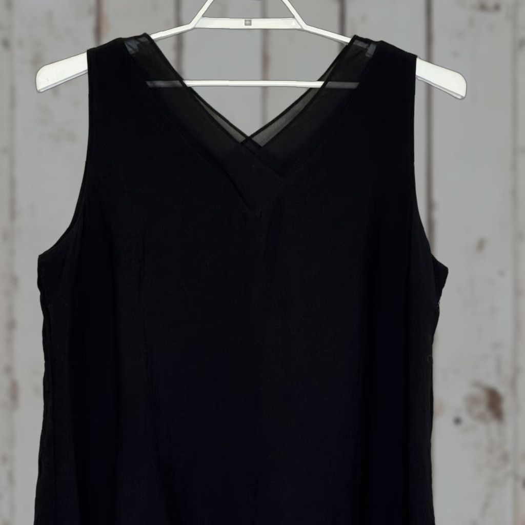 Coldwater Creek VINTAGE? Coldwater Creek Shift Dress Womens 18 Black Sleeveless V-Neck Lined Side Zip Knee Length Chiffon Plus Size Women Dress Size XXL / US 16-18 / IT 52-54 - 1 Thumbnail