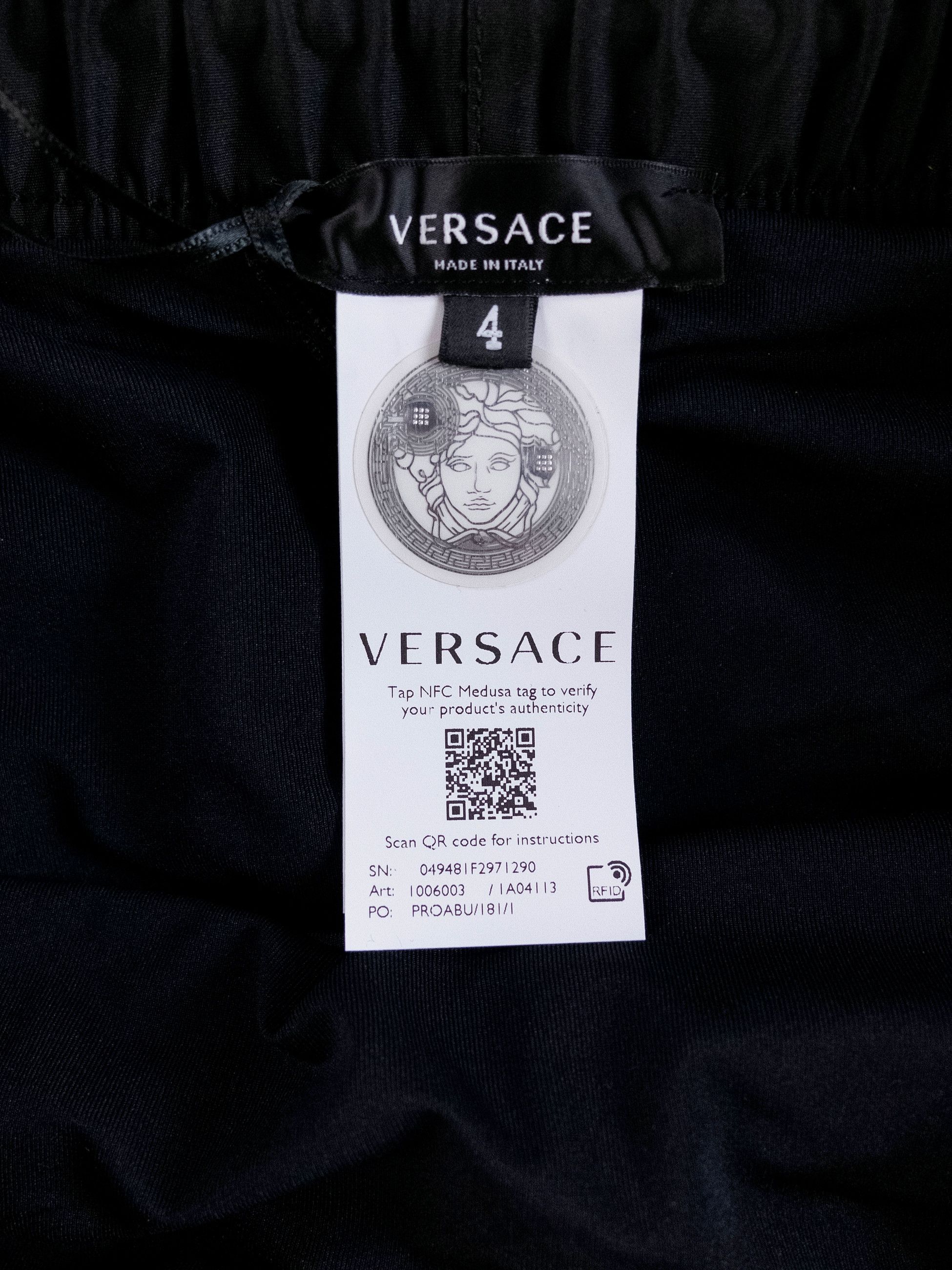Versace VERSACE black Medusa logo swim shorts 4 Medium trunks Size US 32 / EU 48 - 6 Thumbnail