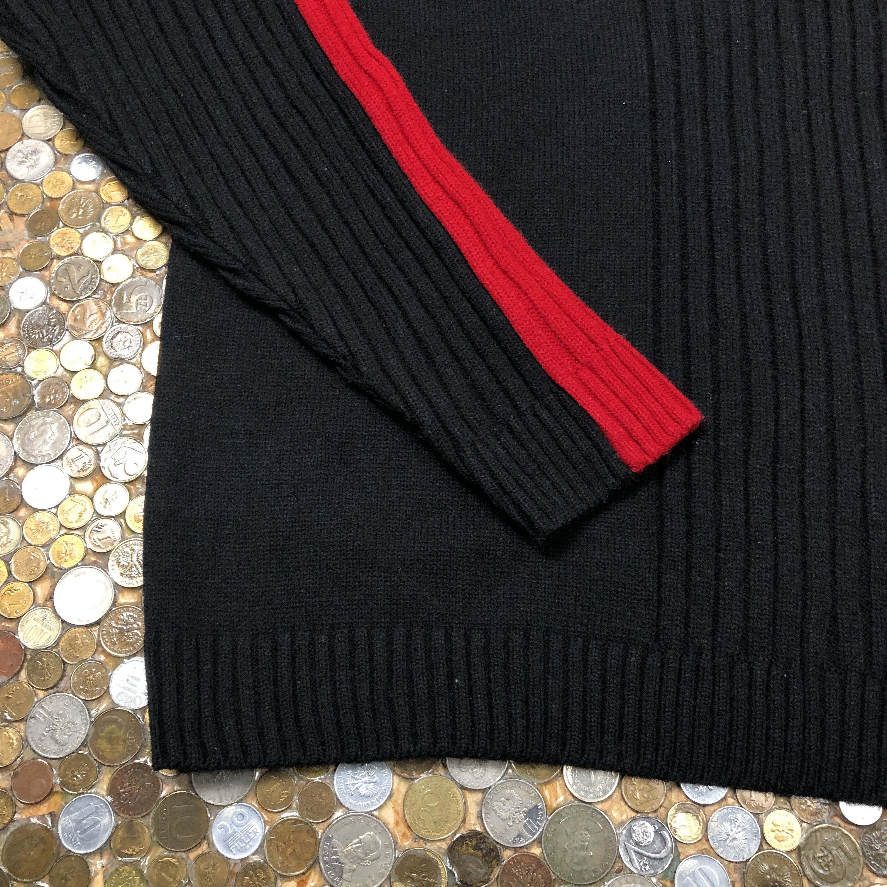 Vintage Vintage Versace Sweater crewneck 90's Size US L / EU 52-54 / 3 - 2 Thumbnail
