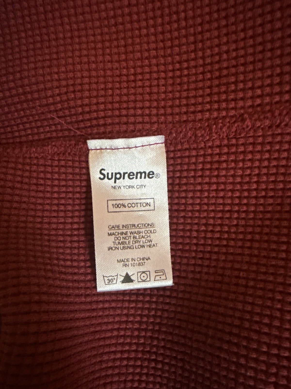 Supreme Supreme Waffle Thermal Long Sleeve T Shirt Alien Logo Size US XL / EU 56 / 4 - 4 Thumbnail