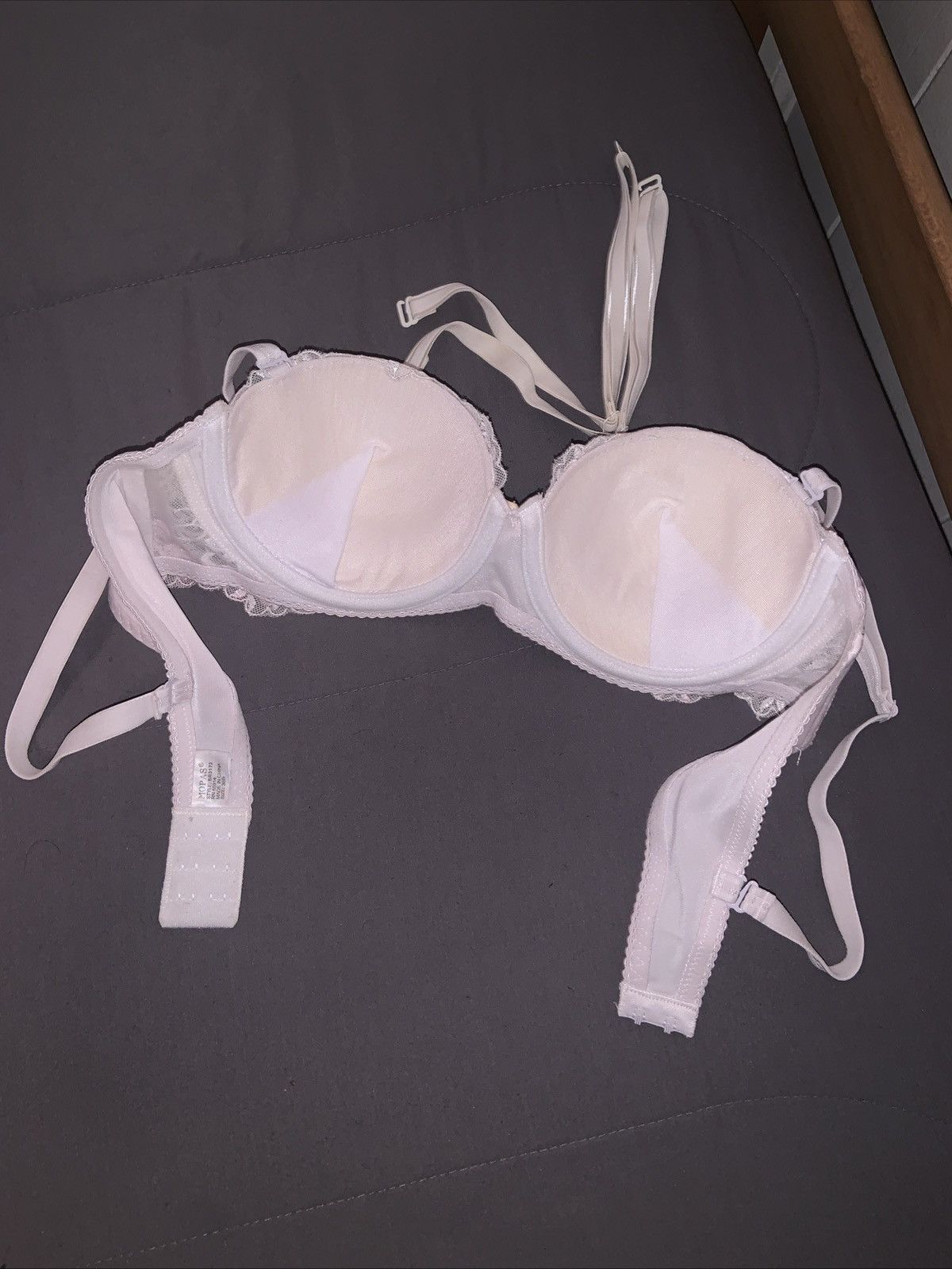 Other New Women’s Bra 36B - With Extra Straps - White Size ONE SIZE - 2 Thumbnail