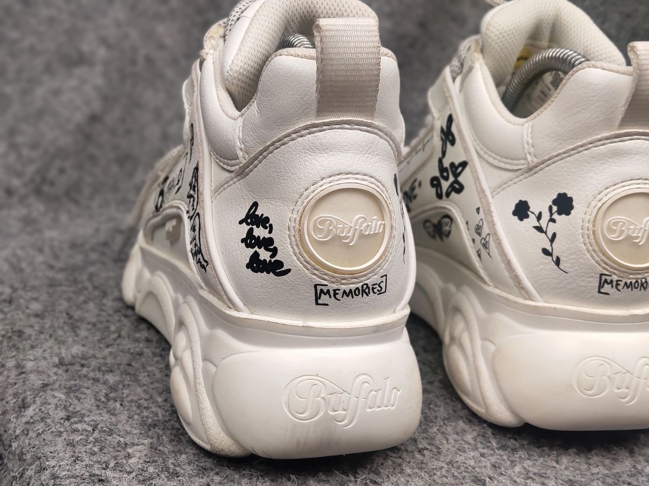 Buffalo London Buffalo Superge Cld Corin Oversized Paint Logo Sneakers Size US 6.5 / IT 36.5 - 13 Thumbnail