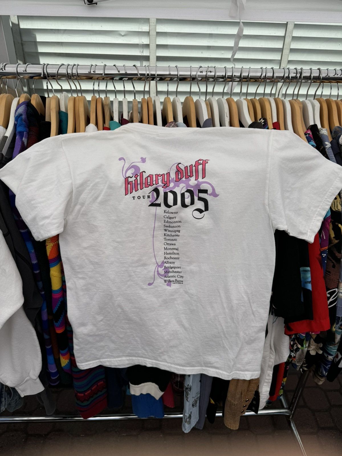 Band Tees × Rap Tees × Vintage Vintage 2005 Hilary Duff Tour Tee Size US S / EU 44-46 / 1 - 4 Thumbnail