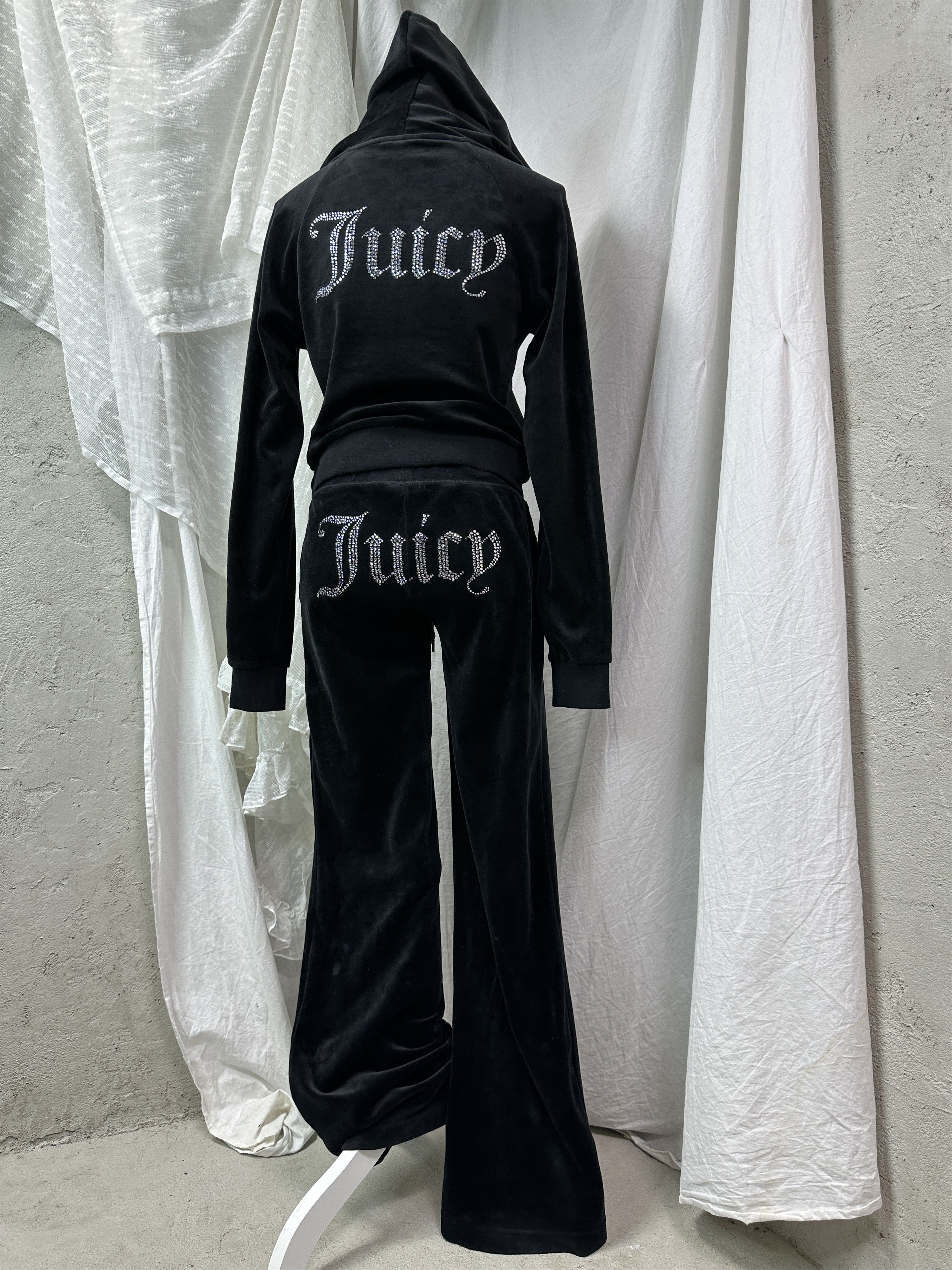 Juicy Couture Vintage Velvet Sporty Juicy Couture Tracksuit Set Y2K Size 25" / US 0 / IT 36 - 1 Thumbnail