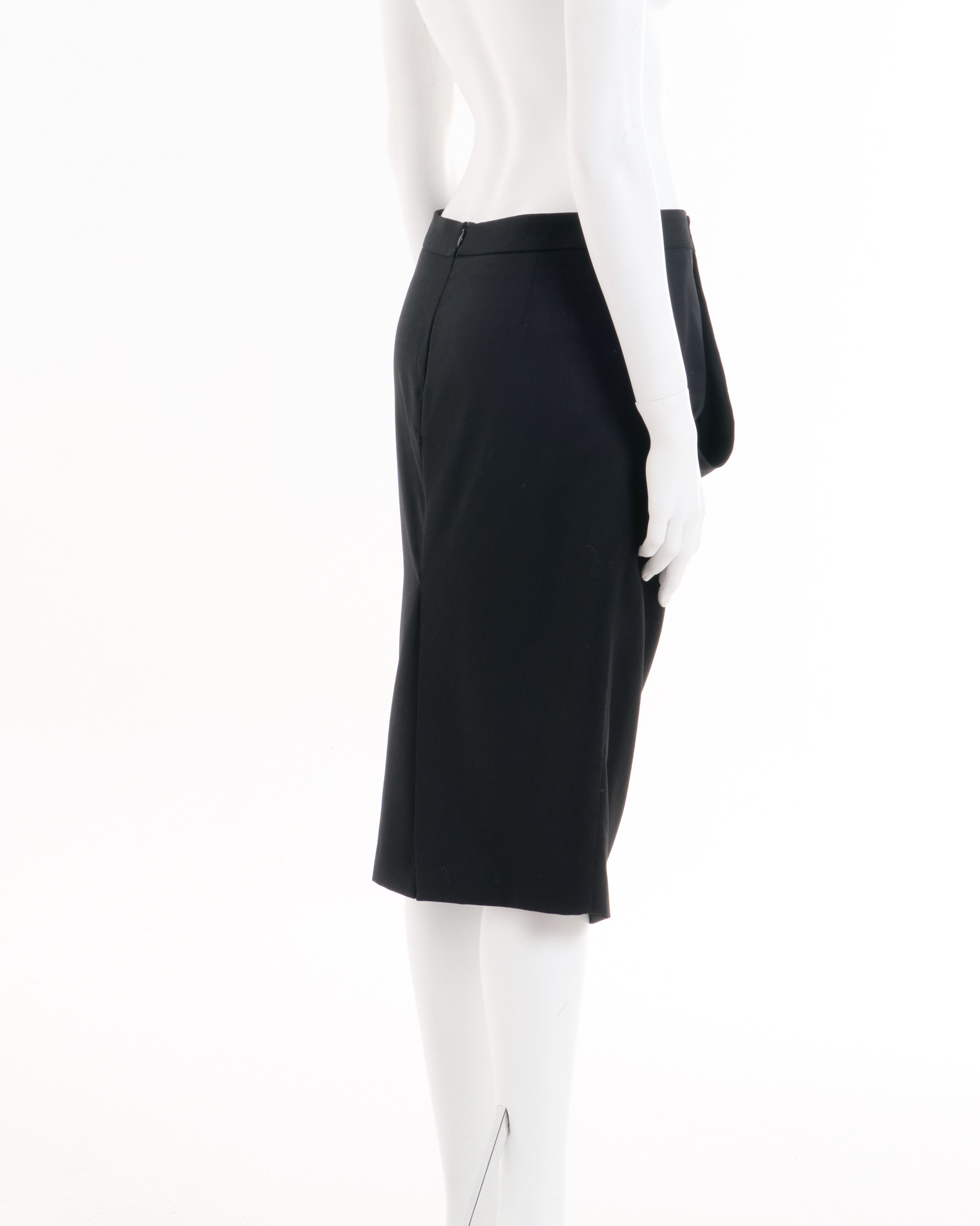 Alexander McQueen F/W 2001 Black paneled wool skirt Size 30" / US 8 / IT 44 - 4 Thumbnail