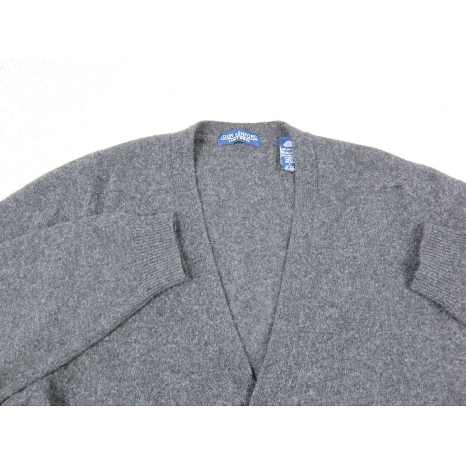 Vintage VINTAGE John Ashford Wool Cardigan Sweater Mens Large Gray 90s USA 80s Button V-Neck Knit Wool Cardigan Mens L Gray Size US L / EU 52-54 / 3 - 2 Thumbnail