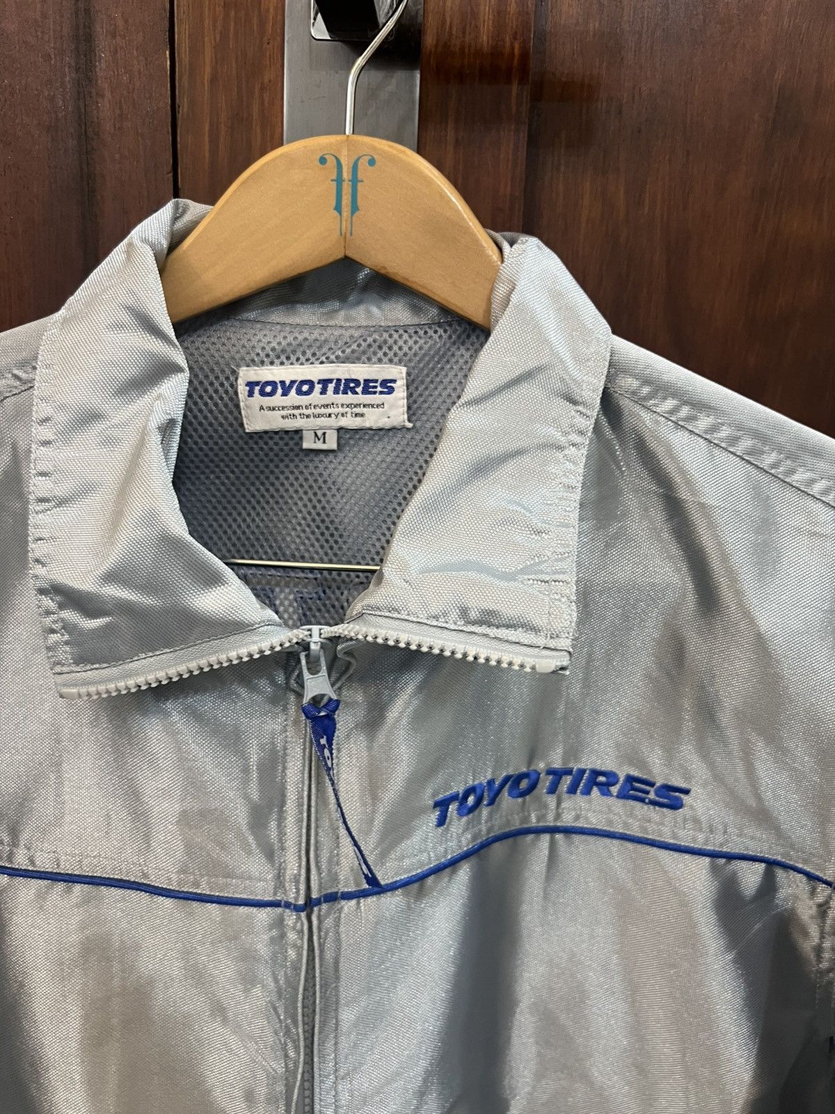 Japanese Brand Toyotires Windbreaker Jacket Size US M / EU 48-50 / 2 - 3 Thumbnail