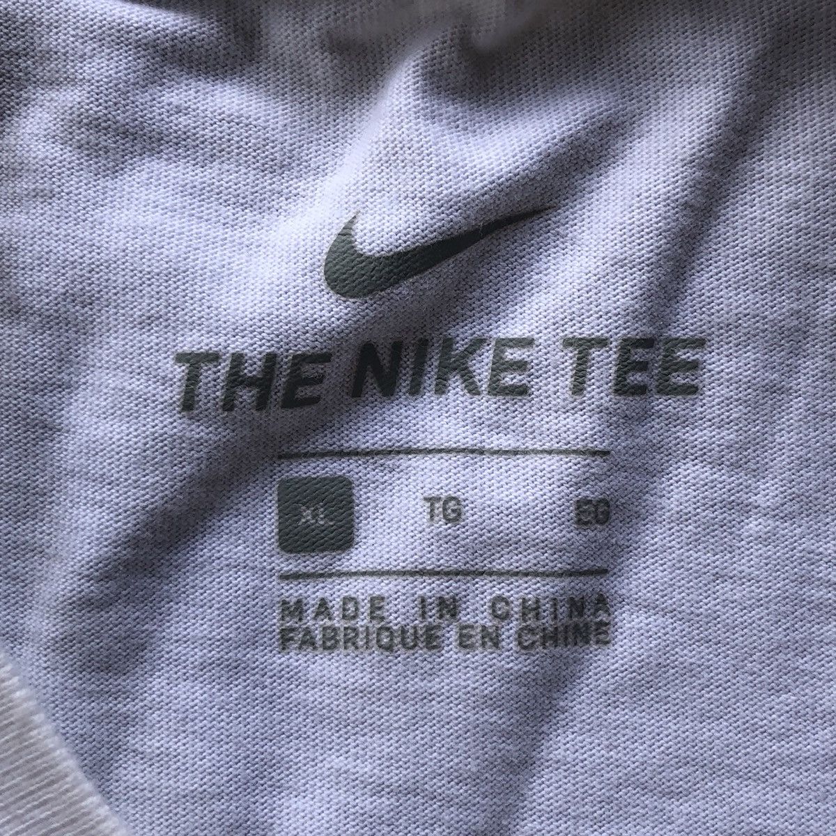 Nike Nike big swoosh tshirt Size US XL / EU 56 / 4 - 6 Thumbnail