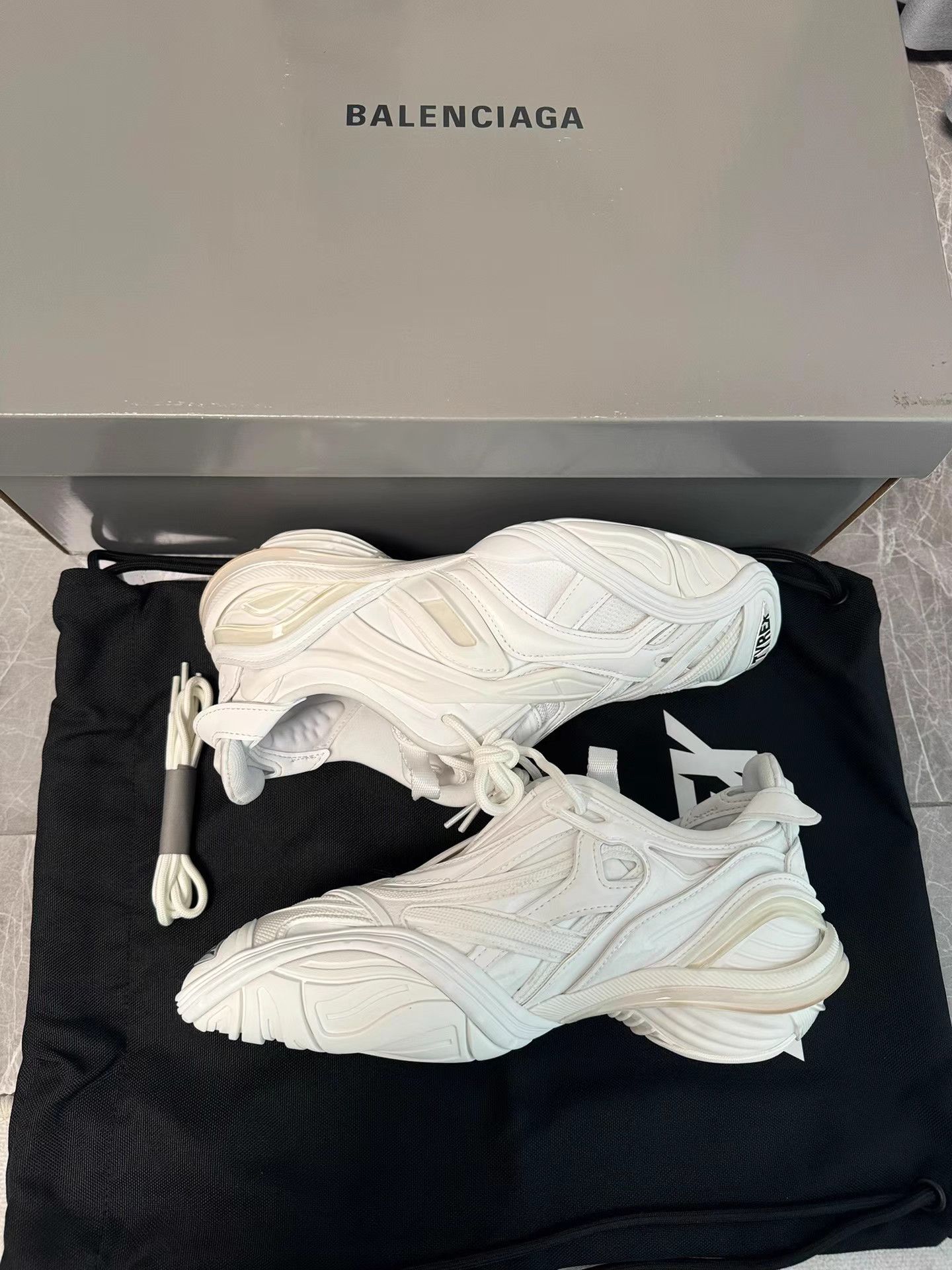 Balenciaga Balenciaga Tyrex Sneakers K6 Size US 7 / IT 37 - 7 Thumbnail