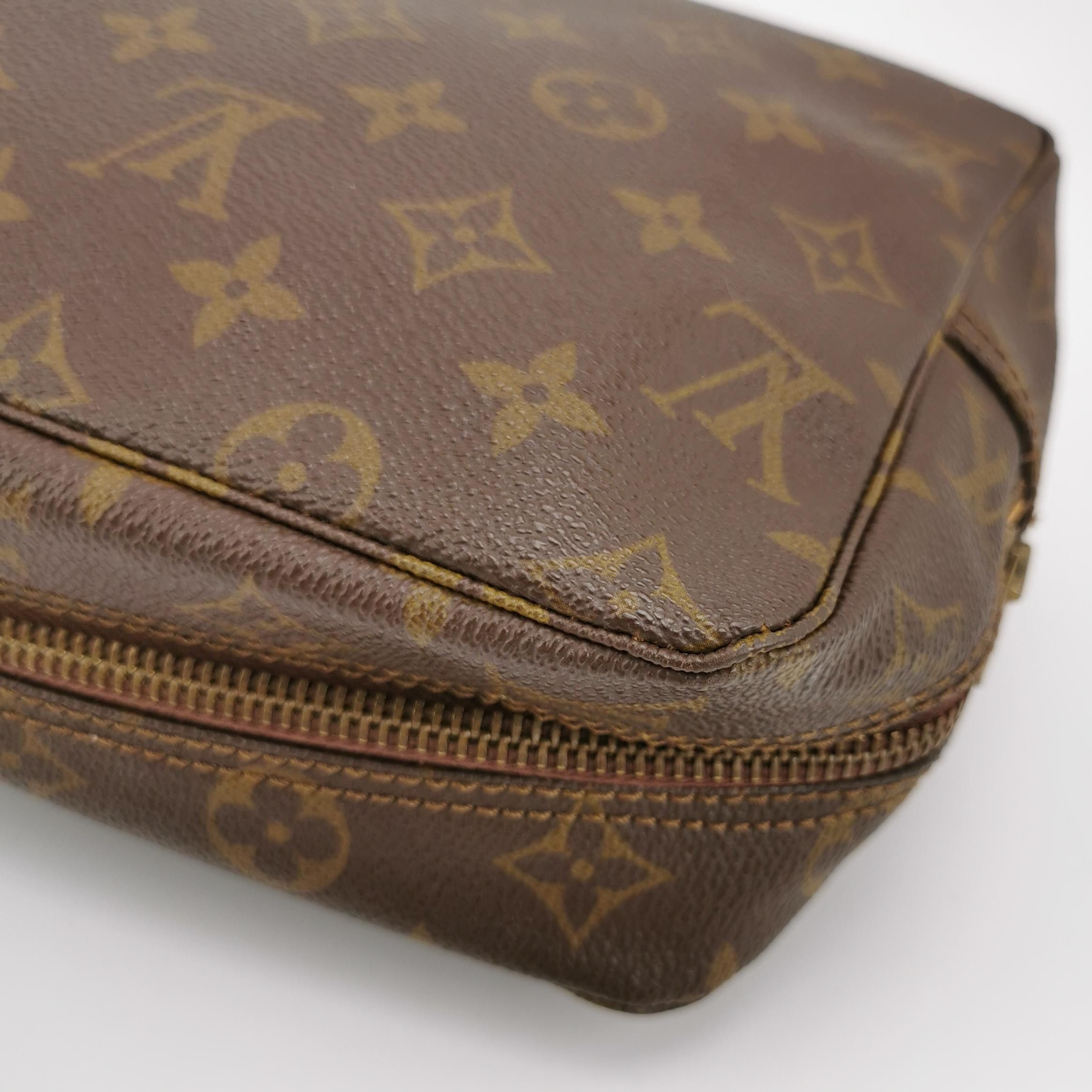 Louis Vuitton Louis Vuitton (LV) Monogram Print Zipper Clutch -y2506 Size ONE SIZE - 8 Thumbnail
