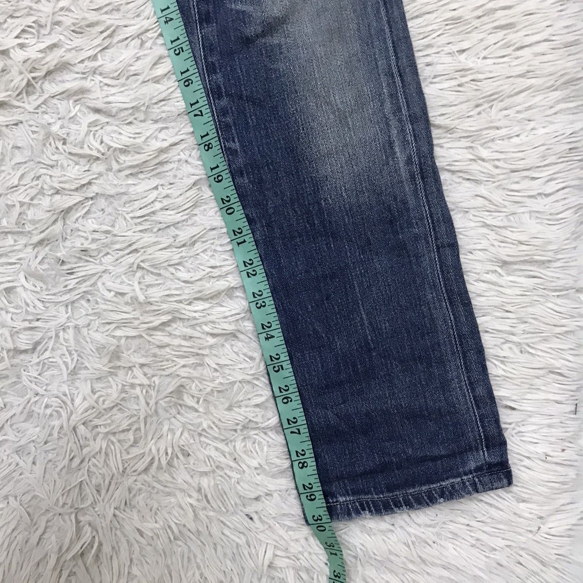 Levi's Vintage Clothing Vintage Levis Lot 613 Skinny Leg Distressed Denim Jeans Size US 29 - 21 Thumbnail