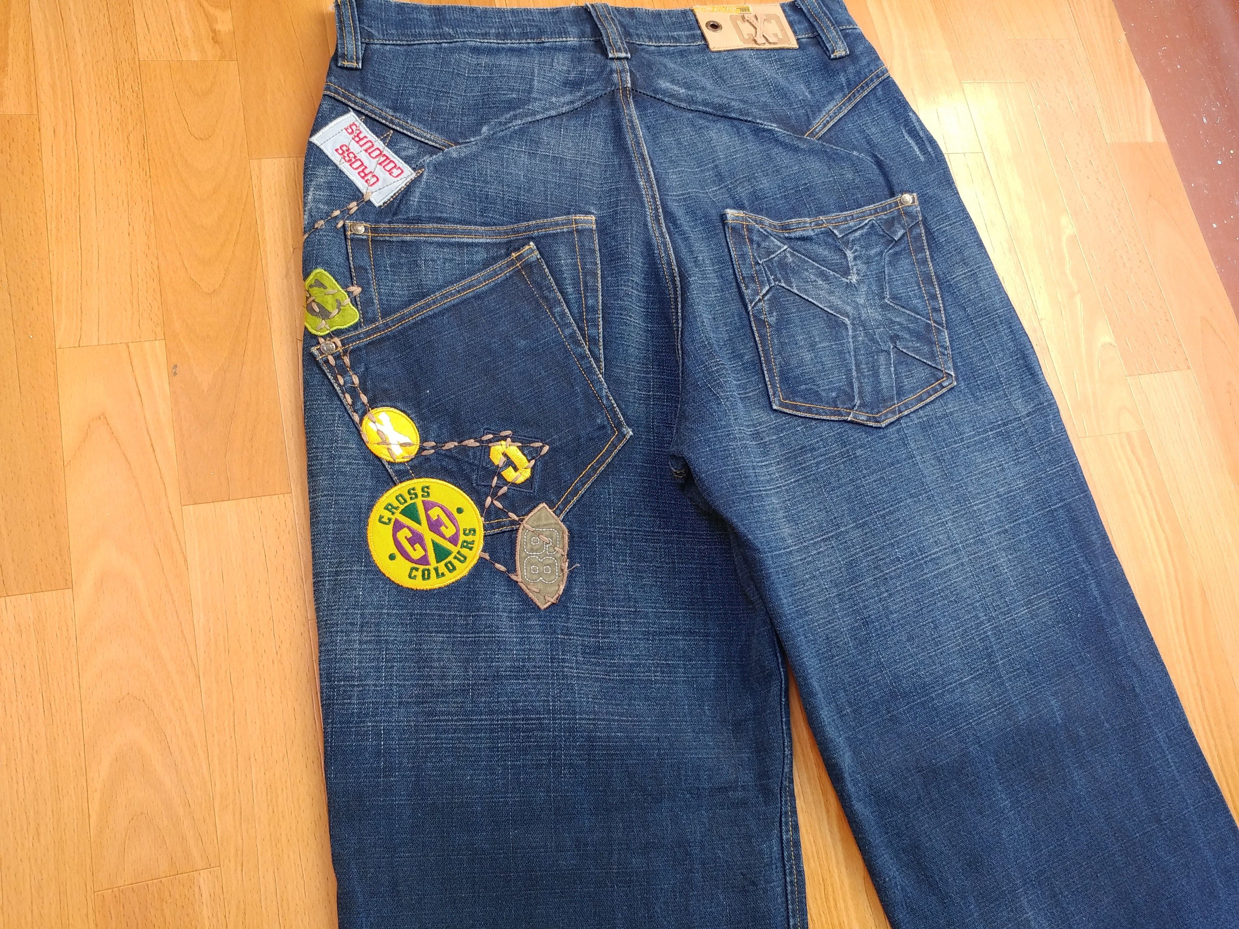 Cross Colours Cross Colours jeans, vintage, 90s hip hop, baggy, 1990s W 32 Size US 32 / EU 48 - 4 Thumbnail