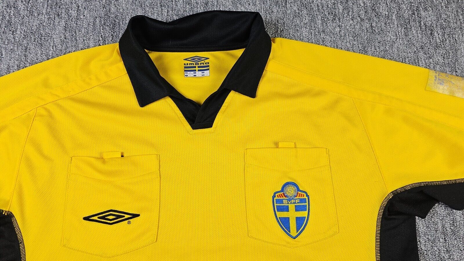 Umbro Umbro Sweden Euro 2000 Referee Jersey Y2K Vintage XL Size US XL / EU 56 / 4 - 3 Thumbnail