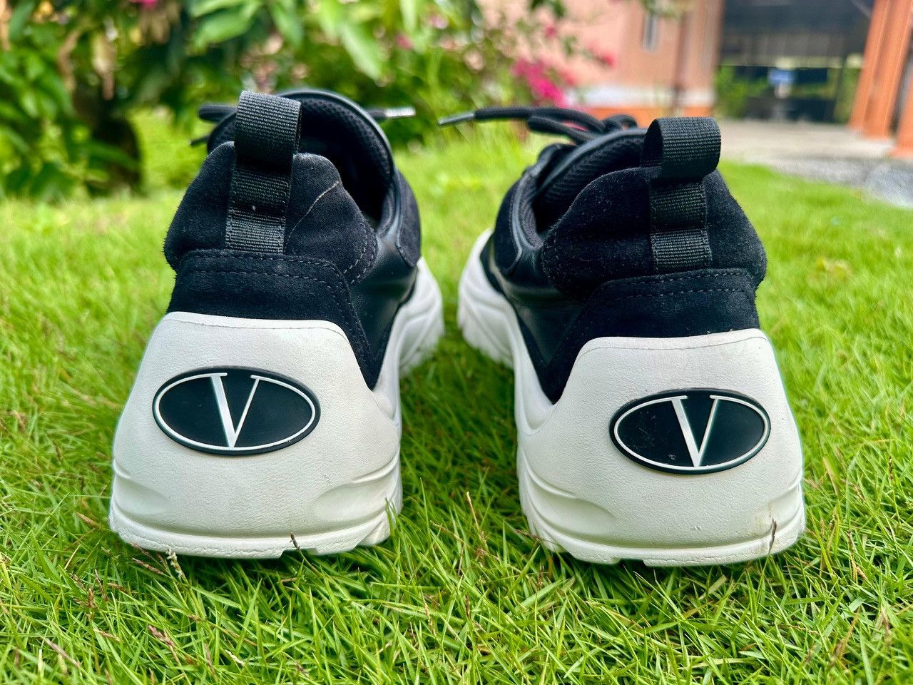 Valentino Authentic Valentino Garavani Gumboy Calfskin Sneakers Size US 8.5 / EU 41-42 - 4 Thumbnail