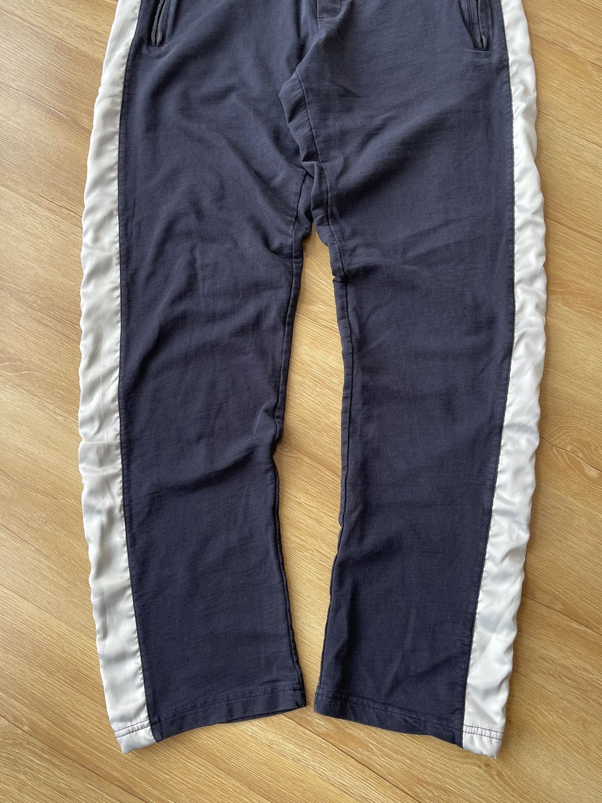 Dolce & Gabbana 90s Dolce Gabbana Stripped Sweatpants Retro Sportswear Y2K Size US 30 / EU 46 - 11 Thumbnail