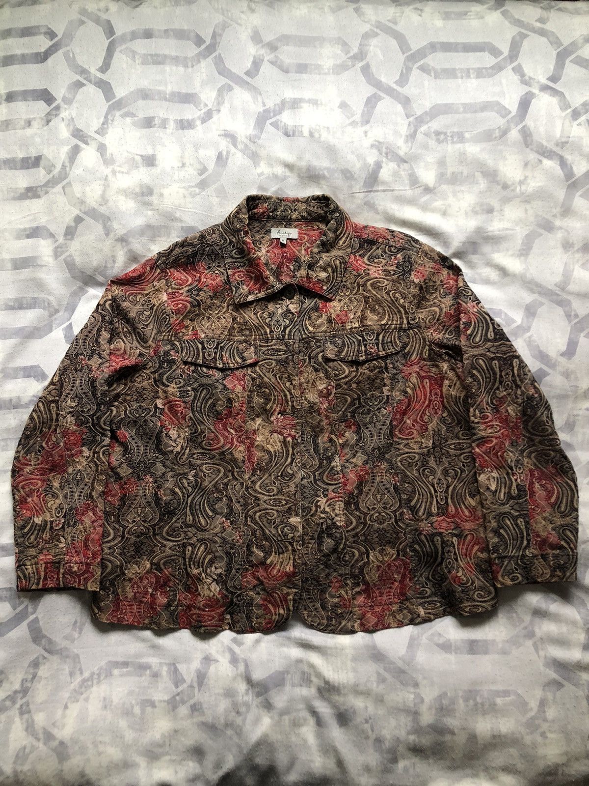 Vintage Vintage Baroque Embroidered Long Sleeve Button Up Shirt Size US L / EU 52-54 / 3 - 1 Thumbnail