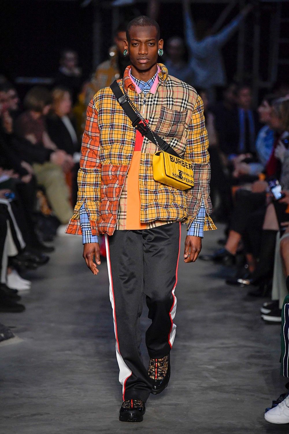 Burberry 🔥A/W 2019 BURBERRY PATCHWORK CONTRAST CHECK PUFFER OVERSHIRT Size US M / EU 48-50 / 2 - 1 Thumbnail