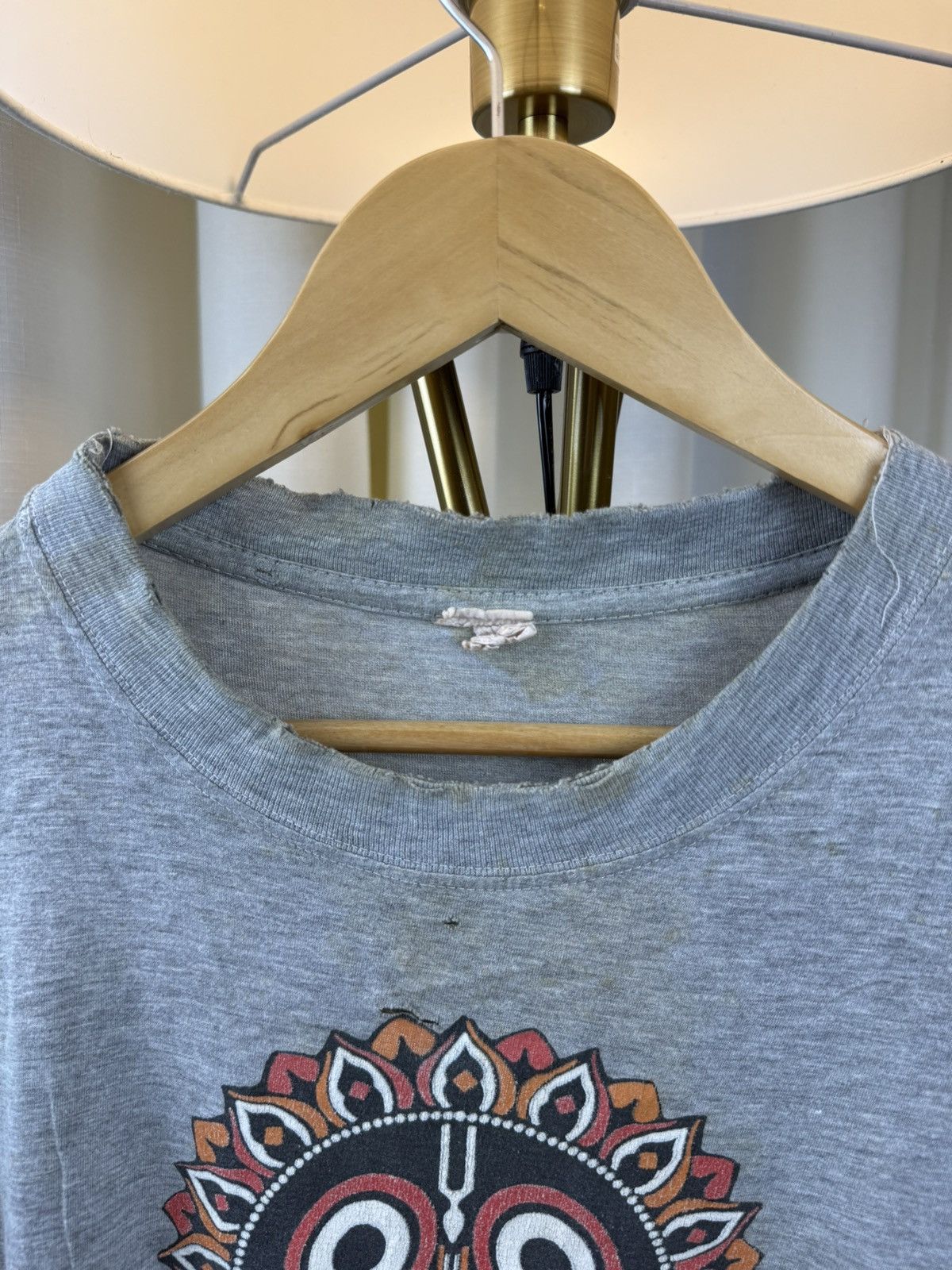 Vintage Vintage Shelter Band Tee Size US L / EU 52-54 / 3 - 6 Thumbnail